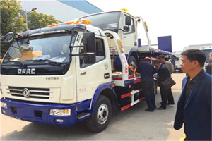 垣曲汽车道路救援拖车价格